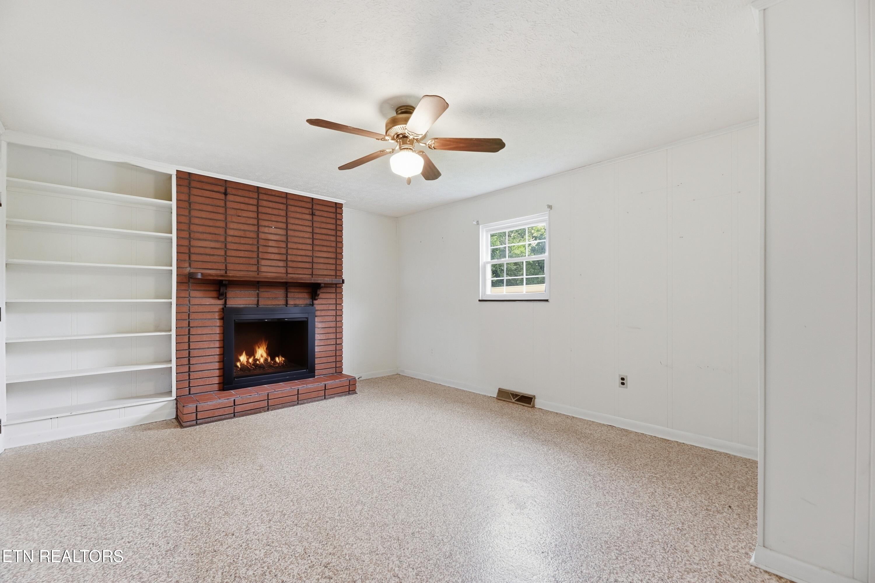505 Ridgeview Drive Clinton, TN 37716 - Photo 23 of 35 19029