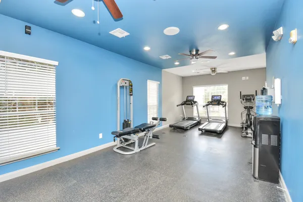 $1,266 | 2222 Maroneal Street, Unit 931, Houston, TX 77030