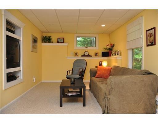 8 Ledge Hill Road Gorham, ME 04038 - Photo 19 of 21 Den/Family/Great Room.
