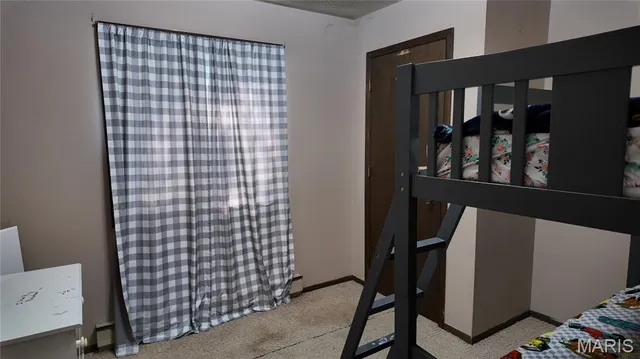 $208,500 | 301 Roberts Street, Iberia, MO 65486