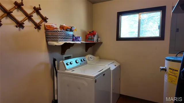 $208,500 | 301 Roberts Street, Iberia, MO 65486