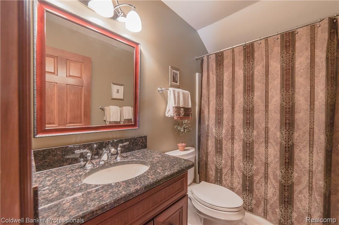 4682 Lake George Road Leonard, MI 48367 - Photo 24 of 50 4682 Lake George-31.jpg