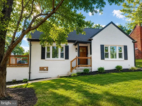 $329,995 | 20 North Emigs Mill Road, York, PA 17408