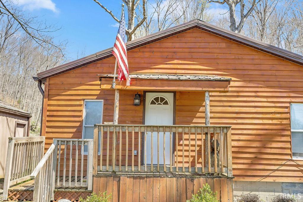 193 Mt Liberty Road Nashville, IN 47448 - Photo 5 of 28