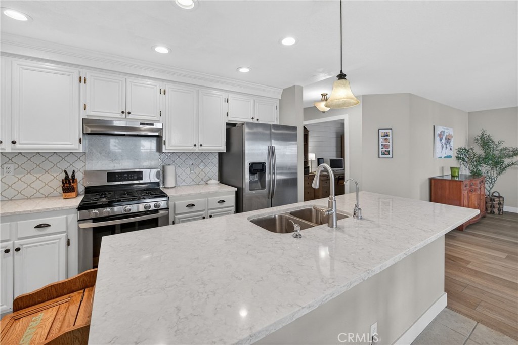 28322 Corte Ocaso Temecula, CA 92592 - Photo 35 of 75