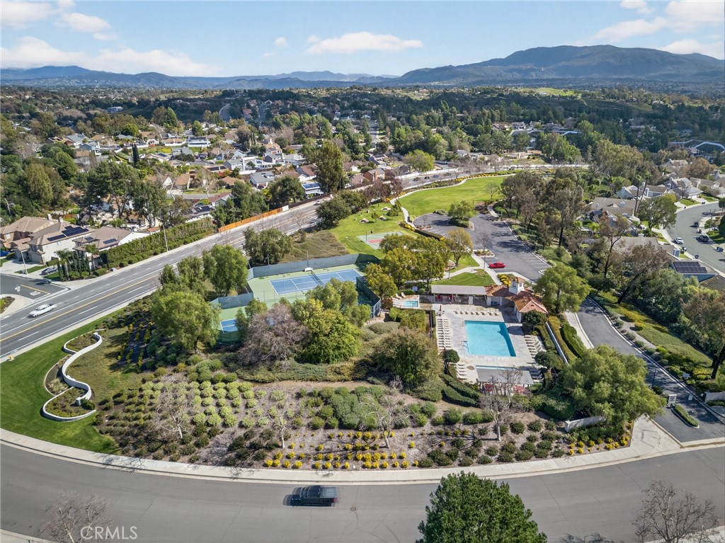 28322 Corte Ocaso Temecula, CA 92592 - Photo 71 of 75 a view of a city with mountains in the background
