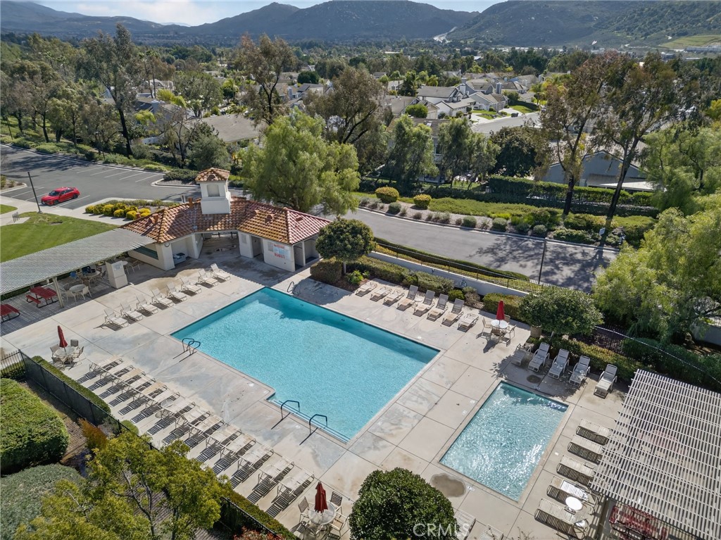 28322 Corte Ocaso Temecula, CA 92592 - Photo 73 of 75 an aerial view of a house with a yard