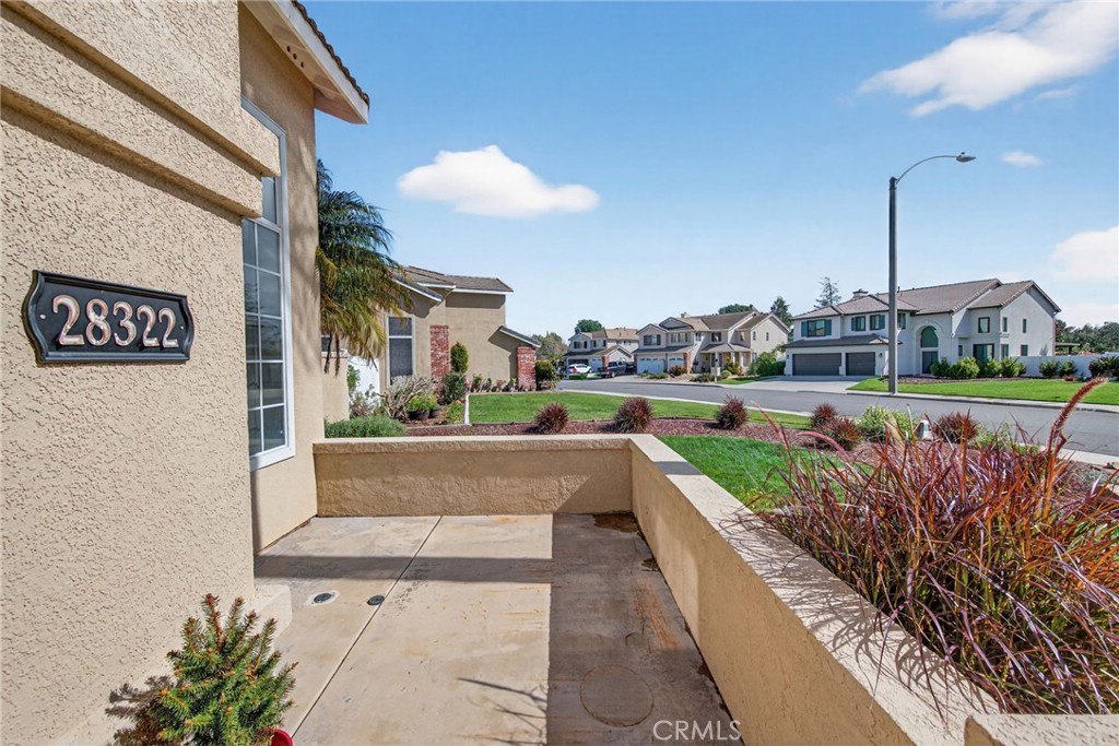 28322 Corte Ocaso Temecula, CA 92592 - Photo 9 of 75