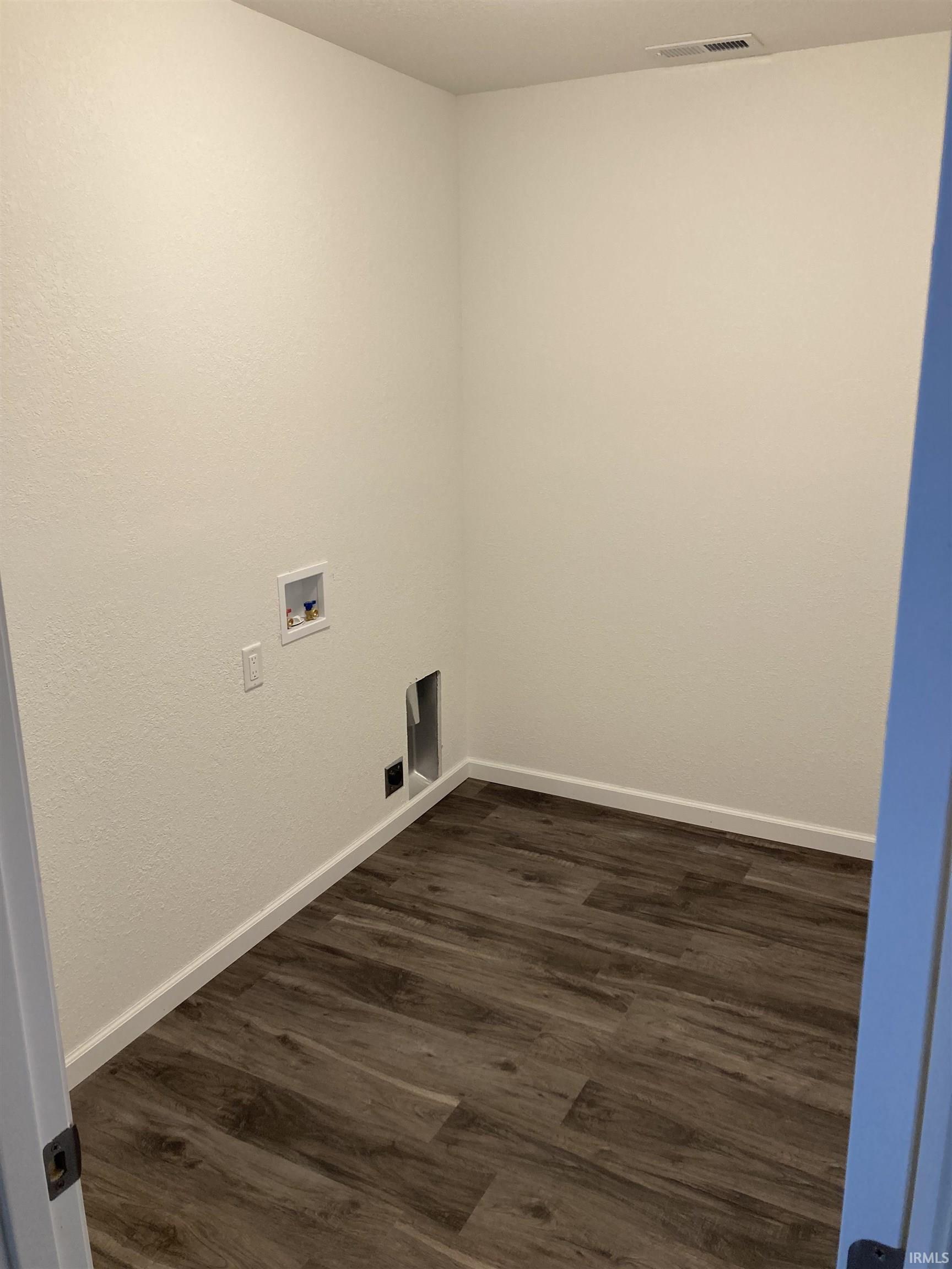 709 Schirmeyer Street Decatur, IN 46733 - Photo 12 of 14