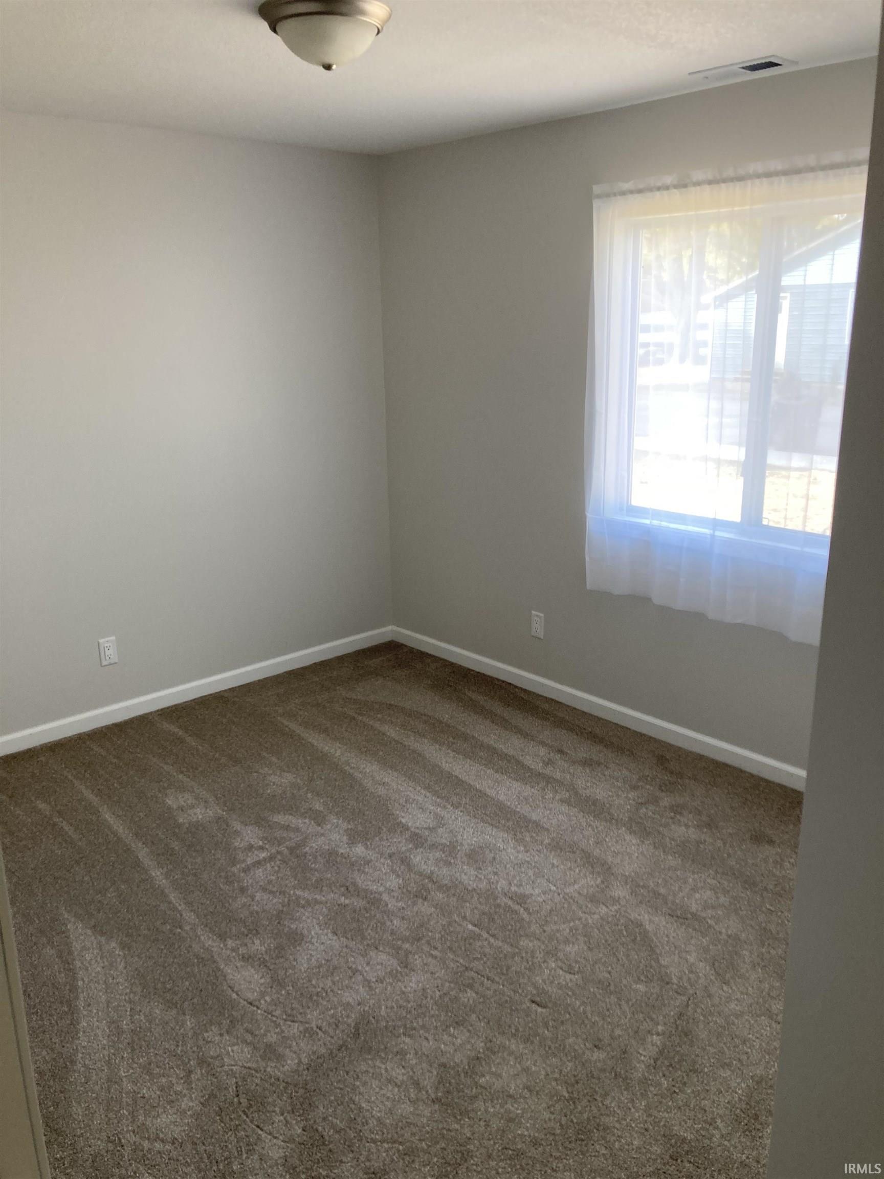 709 Schirmeyer Street Decatur, IN 46733 - Photo 8 of 14