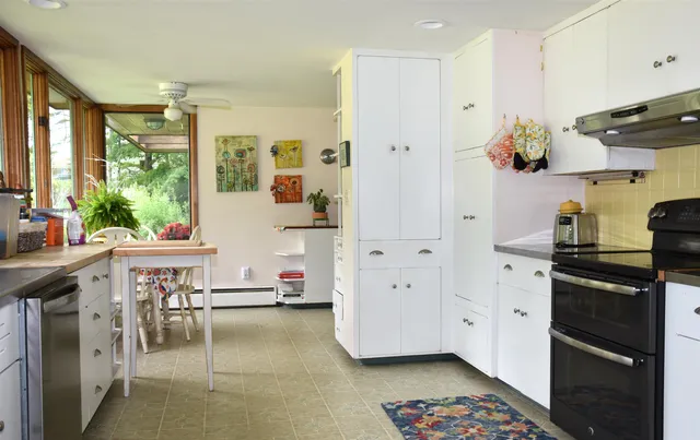 $399,000 | 26 Woodland Drive, Barre, VT 05641