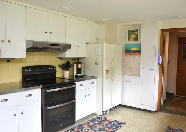 $399,000 | 26 Woodland Drive, Barre, VT 05641