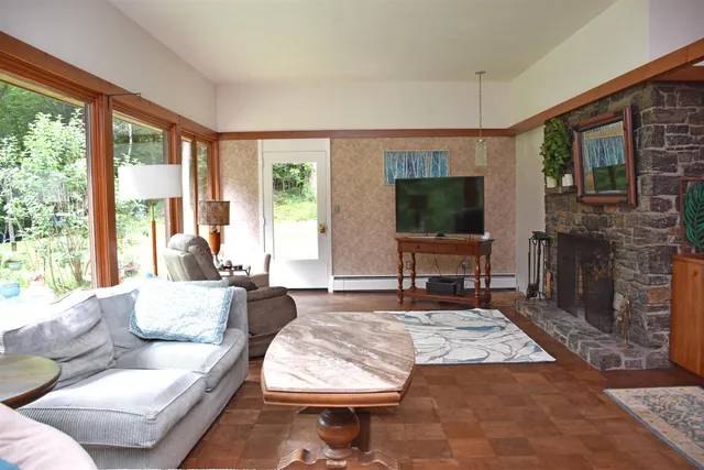 $399,000 | 26 Woodland Drive, Barre, VT 05641