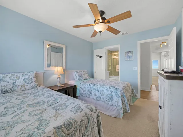 a view of hallway with washer and dryer