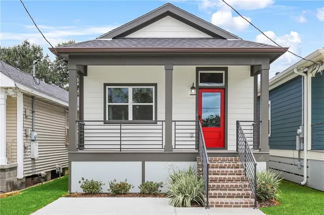 $325,000 | 1820 Palfrey Street, Gretna, LA 70053