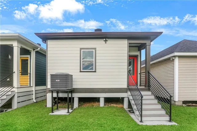 $325,000 | 1820 Palfrey Street, Gretna, LA 70053