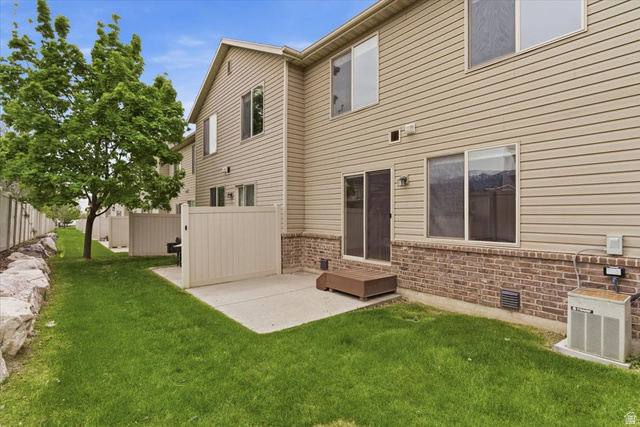 2082 Evans Cove Loop Layton, UT 84041 - Photo 24 of 25 patio area
