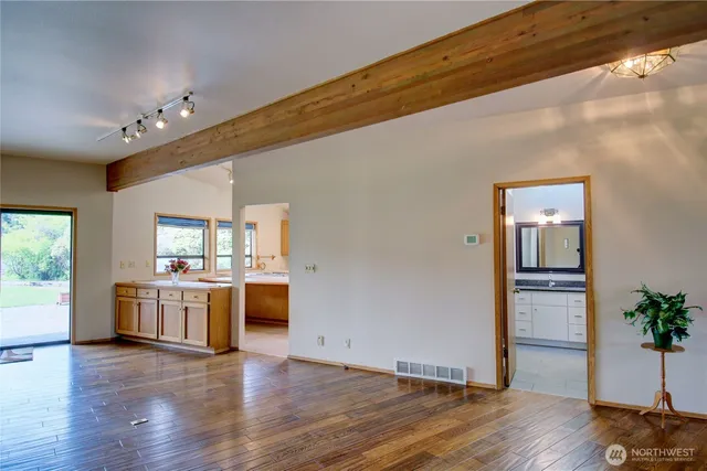 $895,000 | 132 Lummi Drive, La Conner, WA 98257