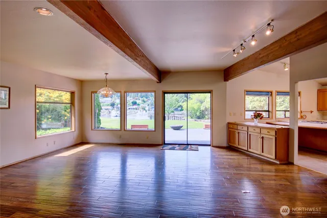 $895,000 | 132 Lummi Drive, La Conner, WA 98257