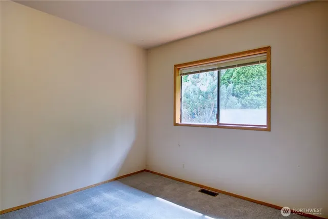 $895,000 | 132 Lummi Drive, La Conner, WA 98257