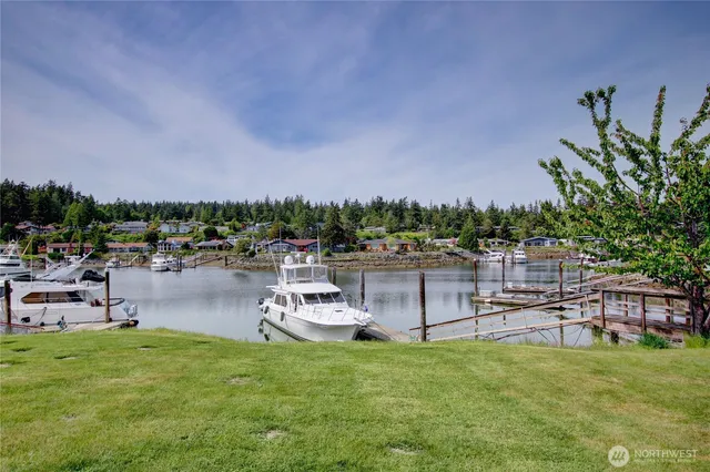 $895,000 | 132 Lummi Drive, La Conner, WA 98257
