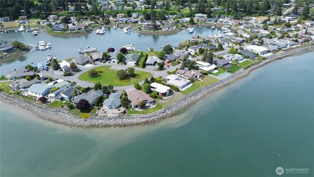 $895,000 | 132 Lummi Drive, La Conner, WA 98257