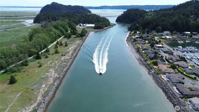 $895,000 | 132 Lummi Drive, La Conner, WA 98257