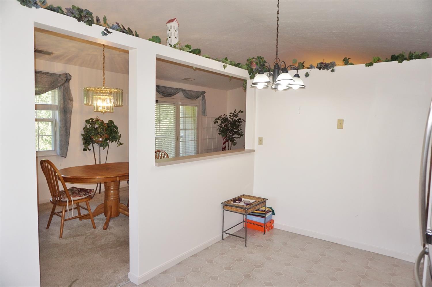 3721 Galbraith Road, Unit 3 Cincinnati, OH 45247 - Photo 11 of 17 Gallery Image 11