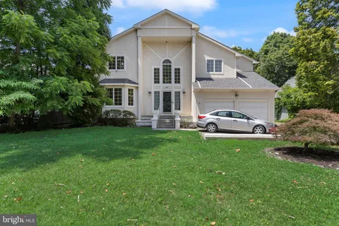 $1,500,000 | 57 East Central Avenue, Moorestown, NJ 08057
