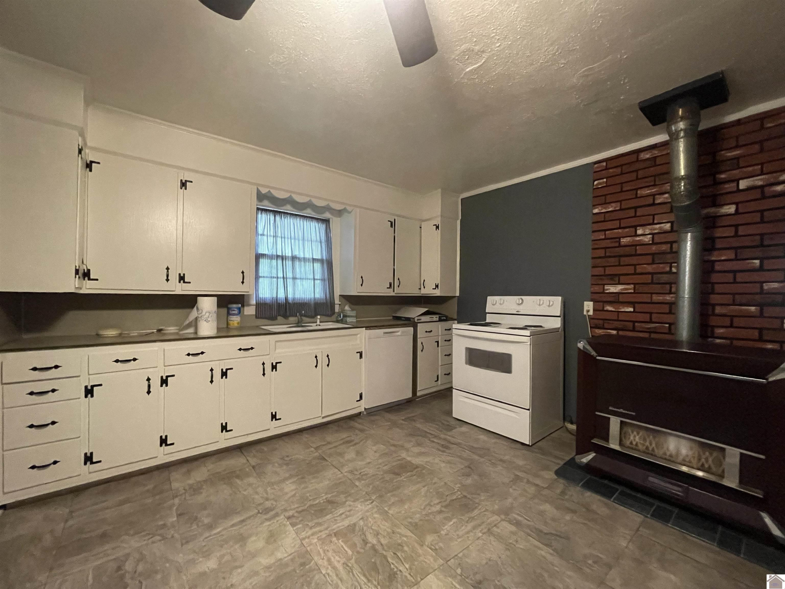 4419 Radio Road Dexter, KY 42036 - Photo 11 of 31 Photo 11