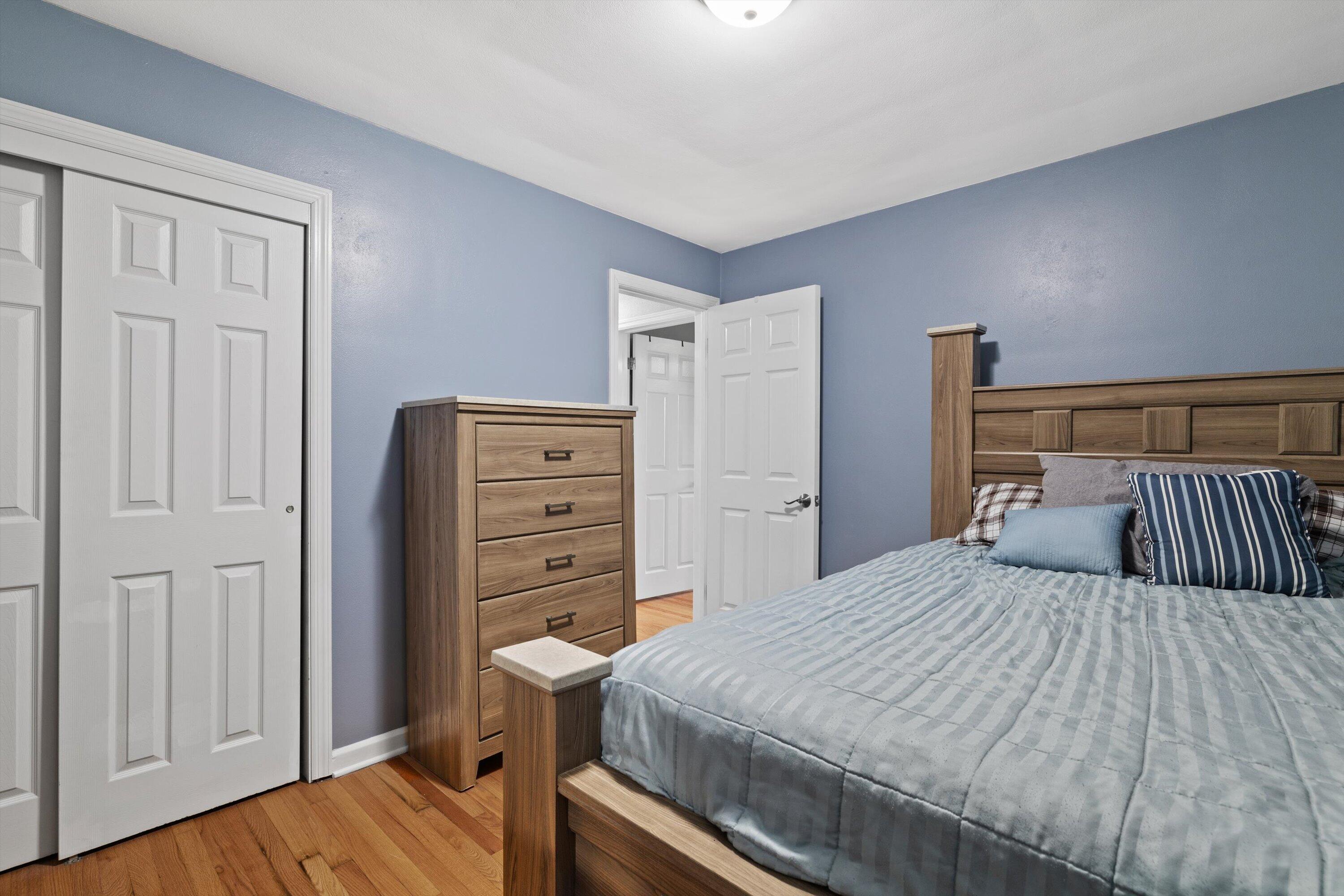 2317 Gillen Street Racine, WI 53403 - Photo 12 of 26 bedroom