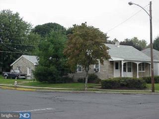 501 High Boulevard Reading, PA 19607 - Photo 2 of 3 Gallery Image 2