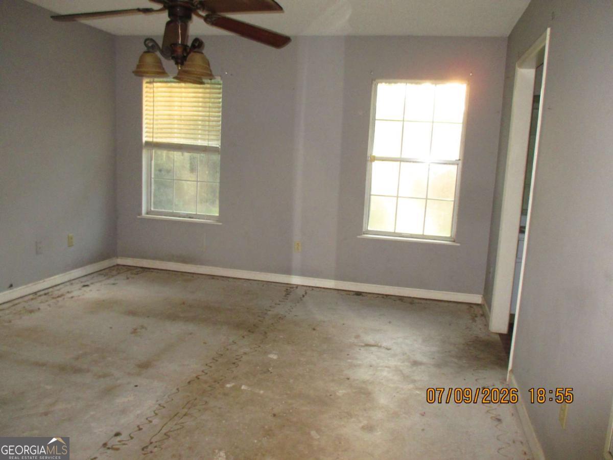 2500 Pin Oak Street Jesup, GA 31546 - Photo 9 of 10