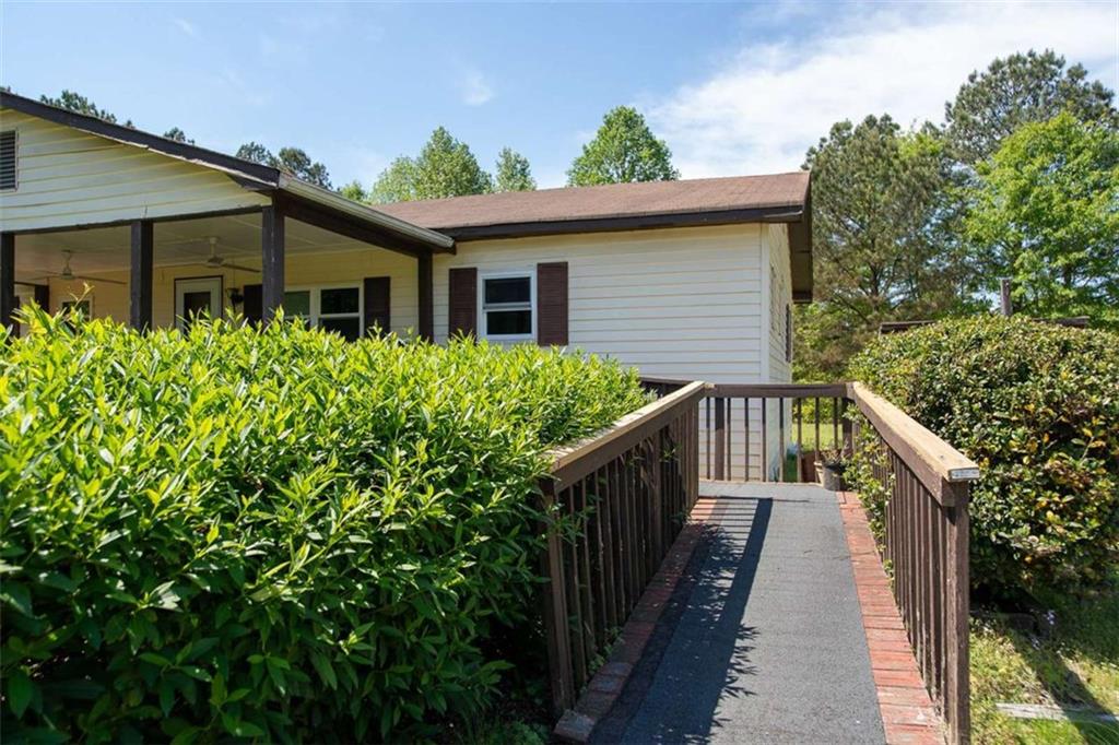 3131 Langley Road Southwest Loganville, GA 30052 - Photo 8 of 35