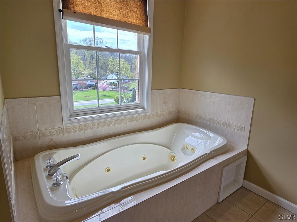 5701 Geissinger Road Zionsville, PA 18092 - Photo 23 of 36 Gallery Image 23
