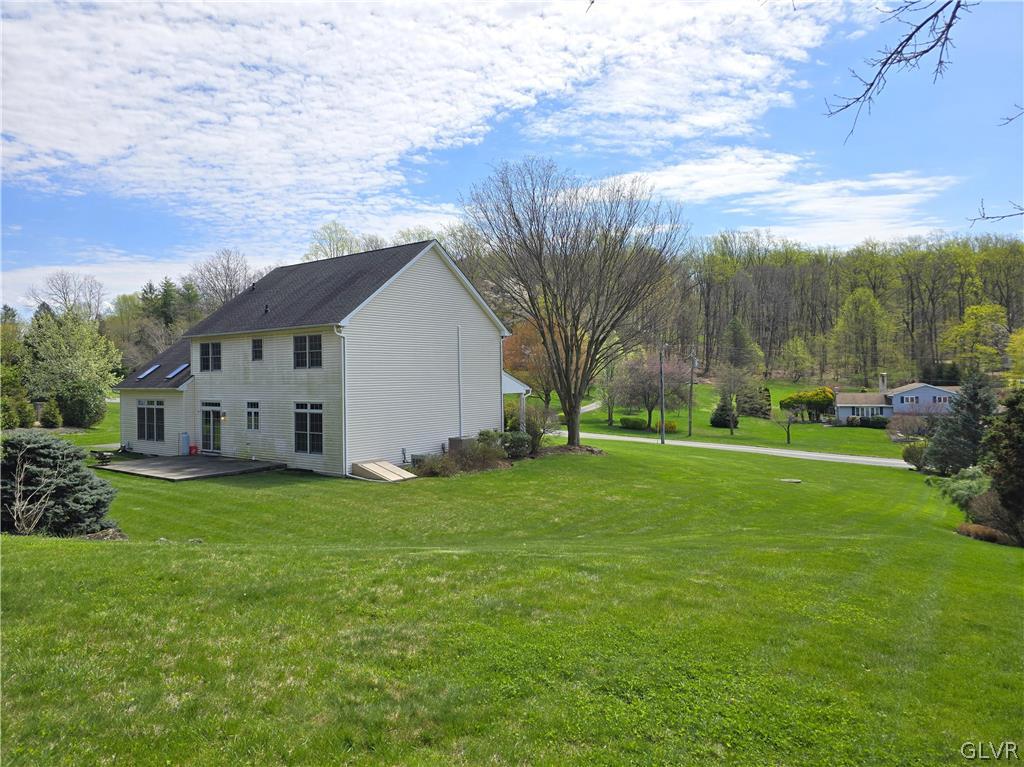 5701 Geissinger Road Zionsville, PA 18092 - Photo 29 of 36 Gallery Image 29