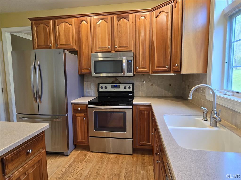 5701 Geissinger Road Zionsville, PA 18092 - Photo 7 of 36 Gallery Image 7