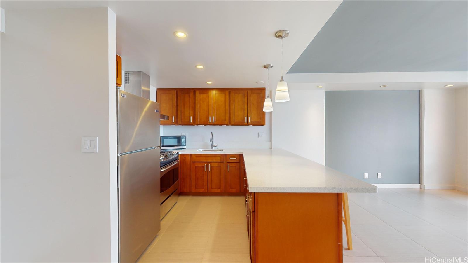 475 Atkinson Drive, Unit 802 Honolulu, HI 96814 - Photo 7 of 23