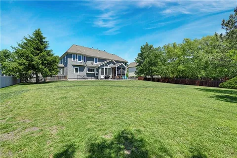 $849,900 | 5013 West 150th Street, Leawood, KS 66224