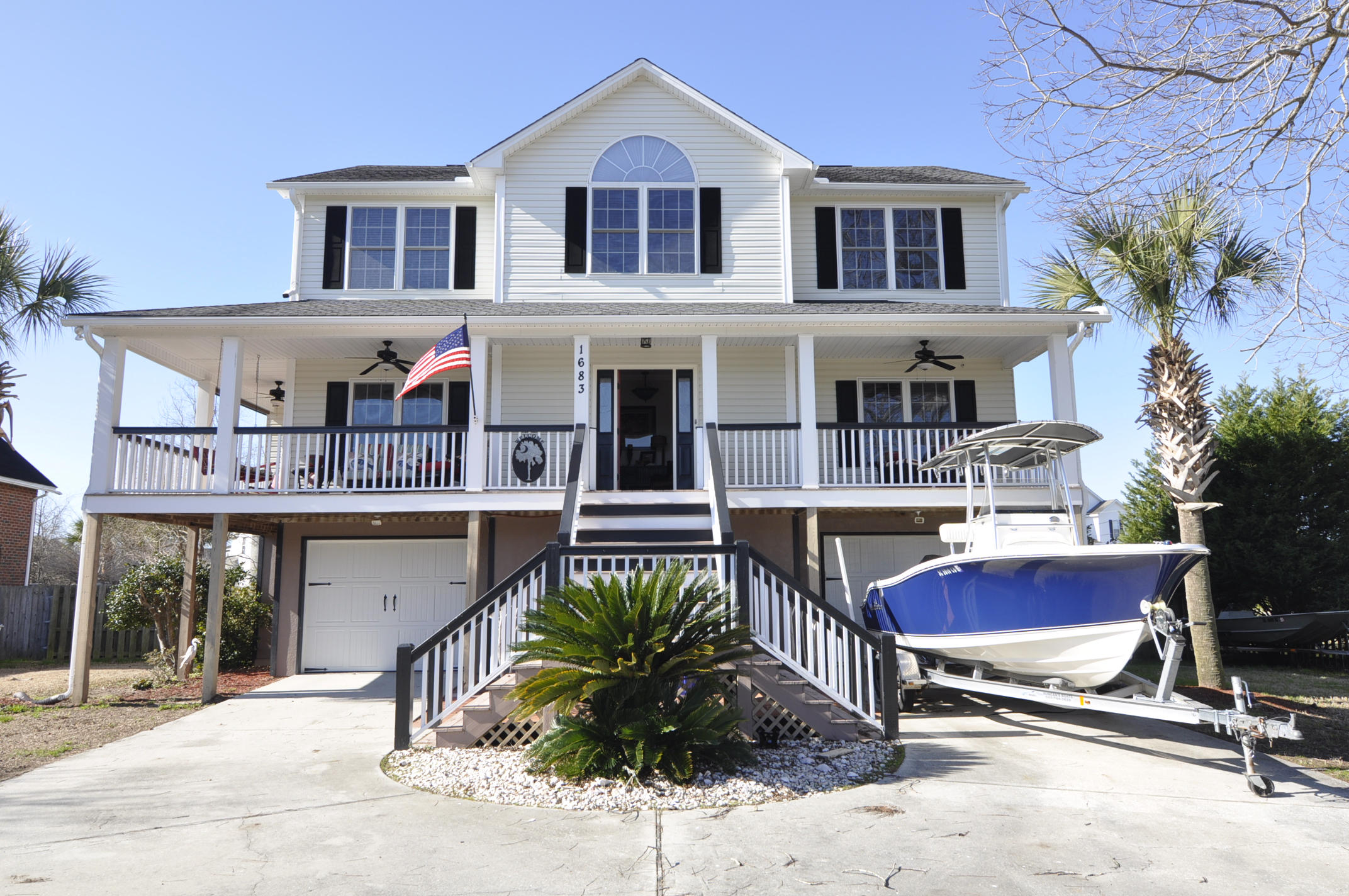 1683 Tower Battery Road Charleston, SC 29412 - Photo 2 of 50 Front of home 2