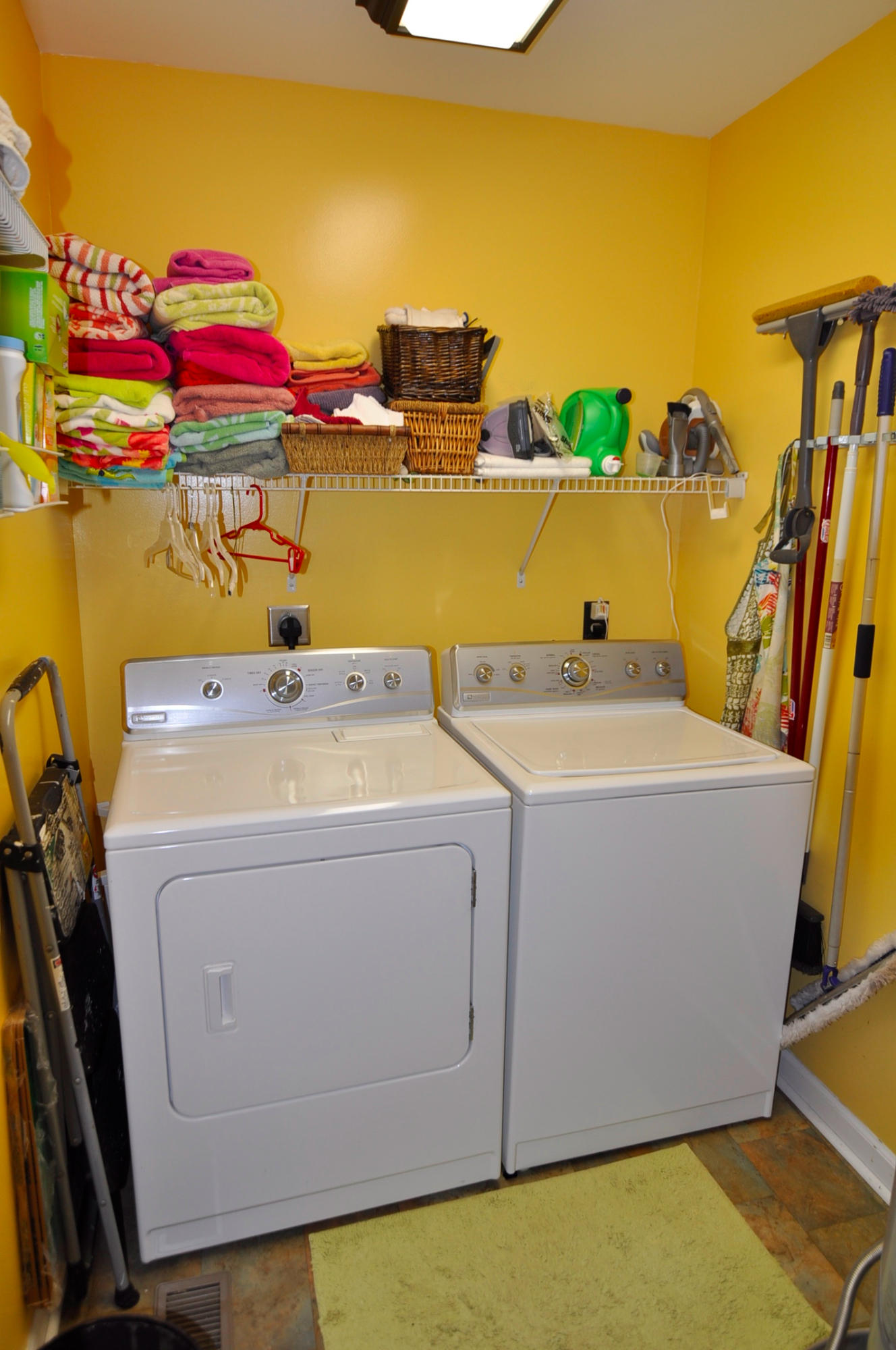 1683 Tower Battery Road Charleston, SC 29412 - Photo 16 of 50 laundry room