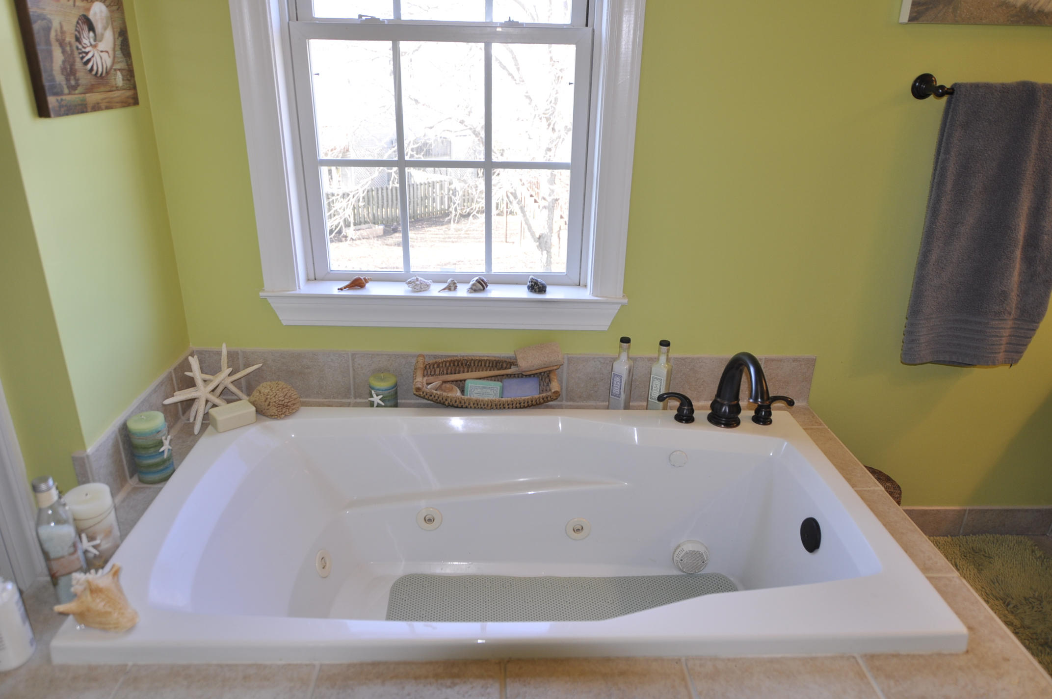 1683 Tower Battery Road Charleston, SC 29412 - Photo 39 of 50 Master bath 5