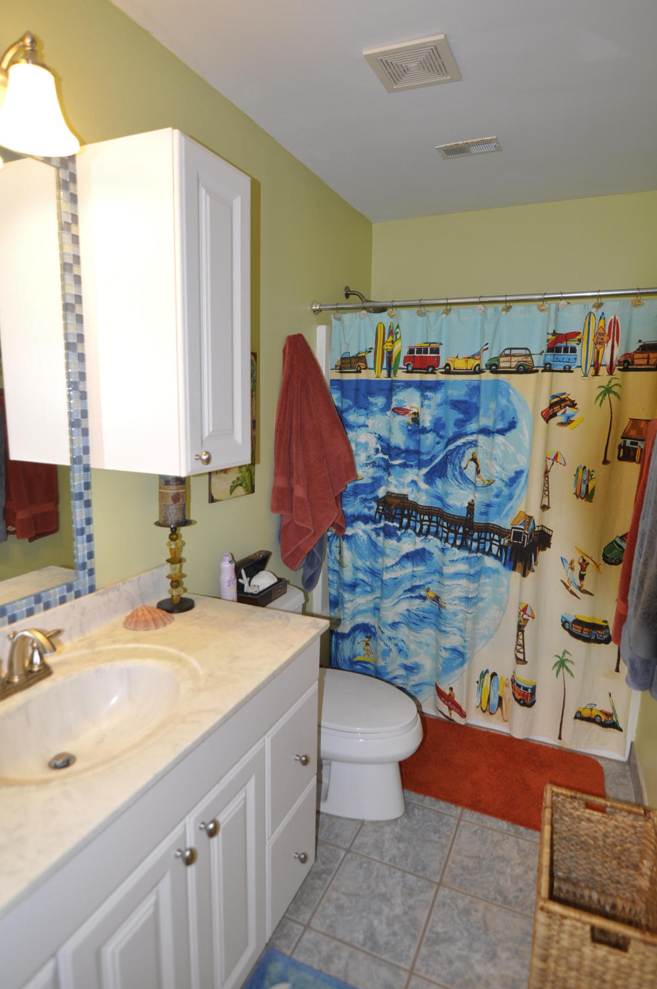 1683 Tower Battery Road Charleston, SC 29412 - Photo 40 of 50 Guest Bathroom