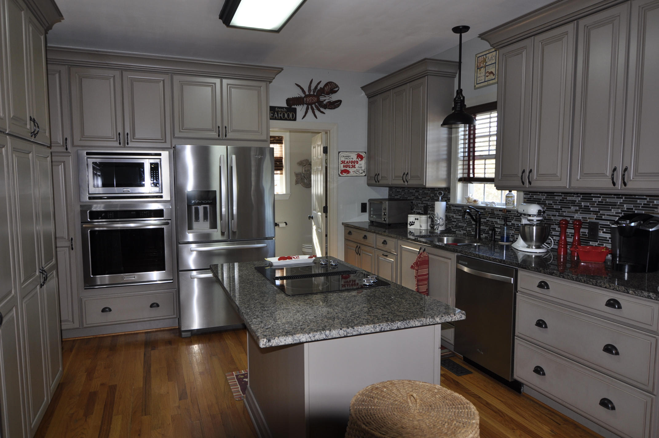 1683 Tower Battery Road Charleston, SC 29412 - Photo 10 of 50 Kitchen