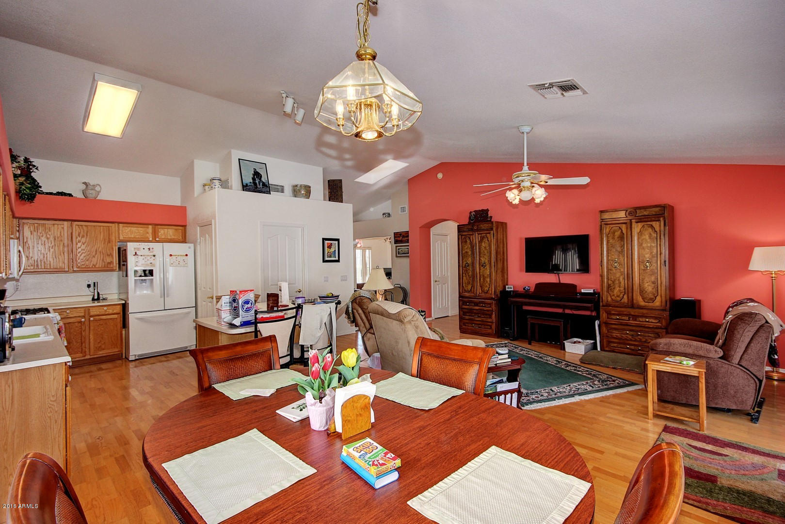 6542 West Briles Road Phoenix, AZ 85083 - Photo 5 of 25 Dining Room