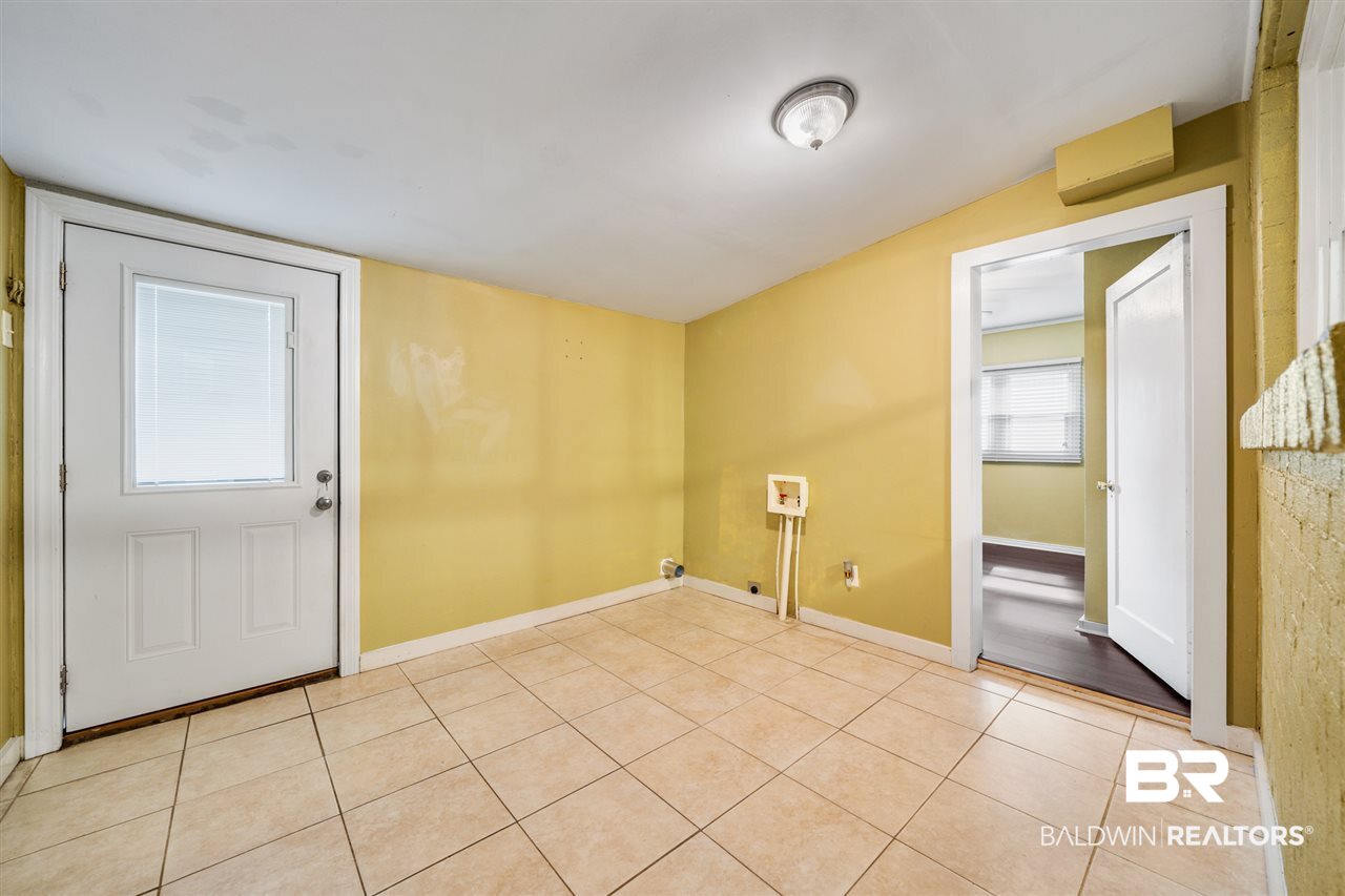 1658 Laurel Street Mobile, AL 36604 - Photo 13 of 28