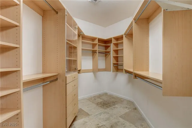 $2,599 | 9537 Gainey Ranch Avenue, Las Vegas, NV 89147