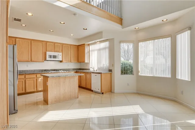 $2,599 | 9537 Gainey Ranch Avenue, Las Vegas, NV 89147