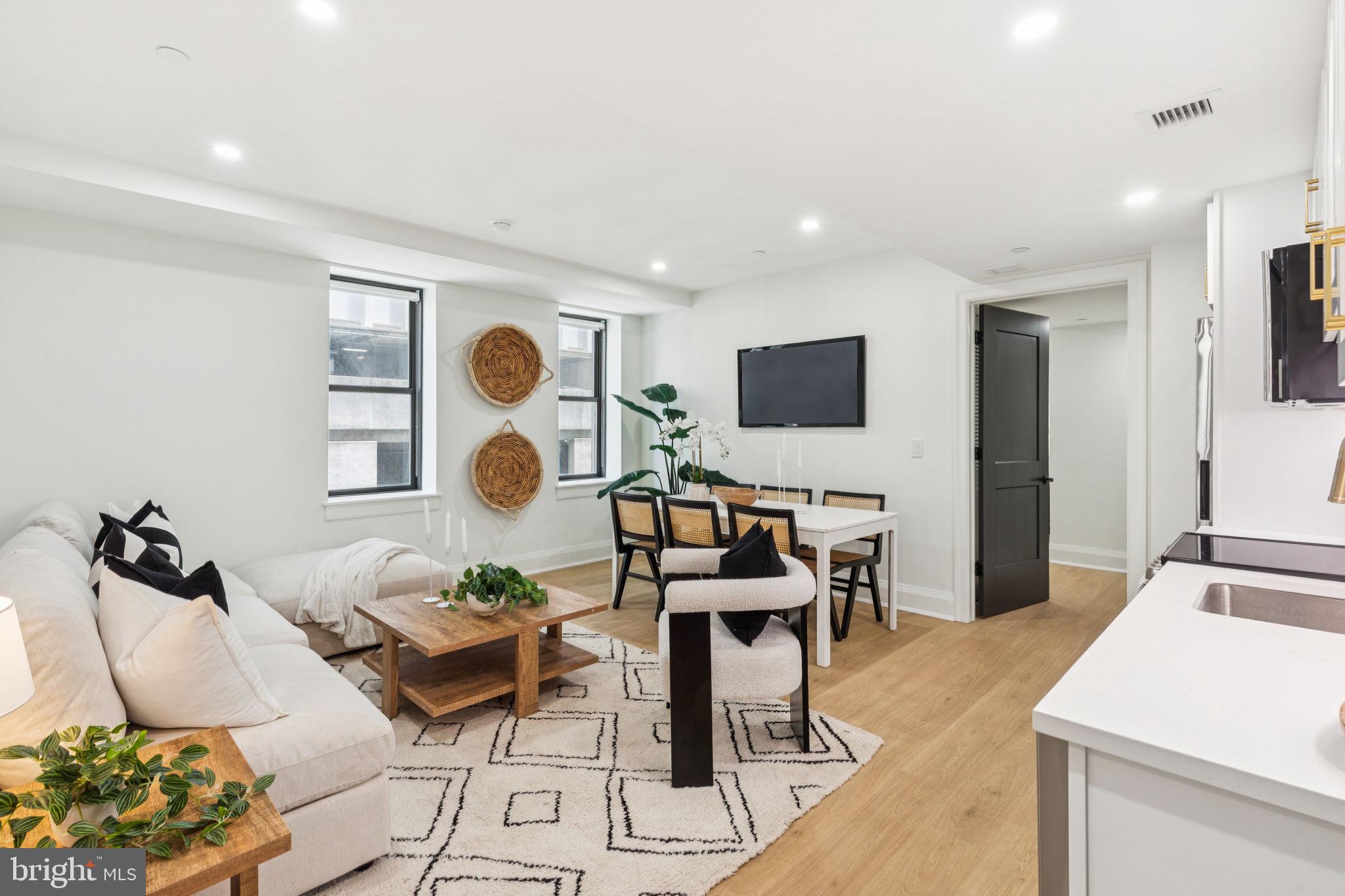 135 South 19th Street, Unit 407 Philadelphia, PA 19103 - Photo 2 of 25