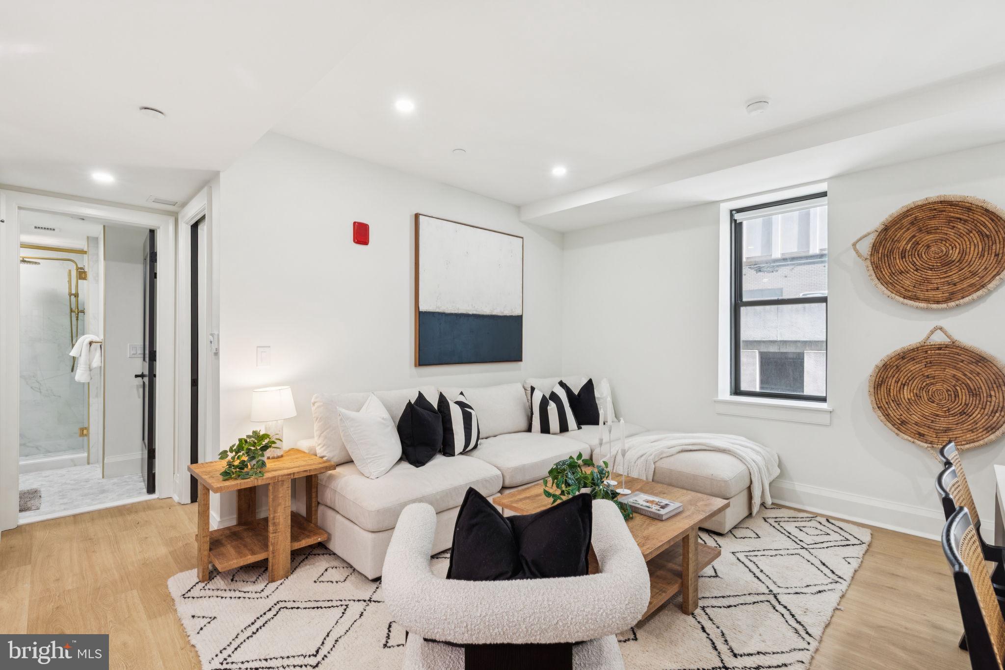 135 South 19th Street, Unit 407 Philadelphia, PA 19103 - Photo 3 of 25